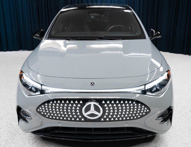 New 2027 Mercedes-Benz CLA 250+ image 2