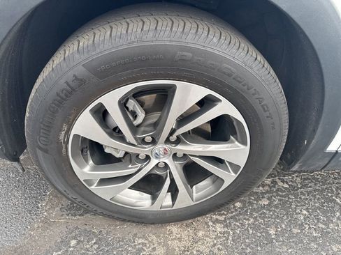 Used 2022 Buick Envision Essence w/ Safety Package image 55