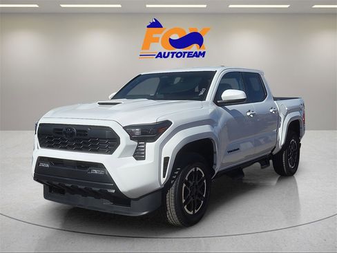 New 2026 Toyota Tacoma TRD Sport image 1