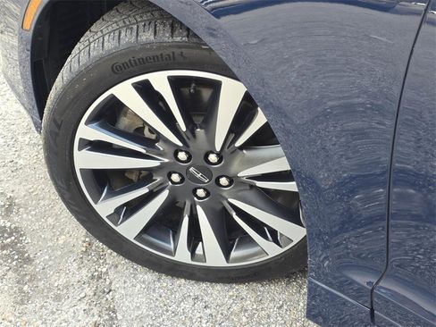 Used 2019 Lincoln MKZ Reserve w/ Luxury Package image 35