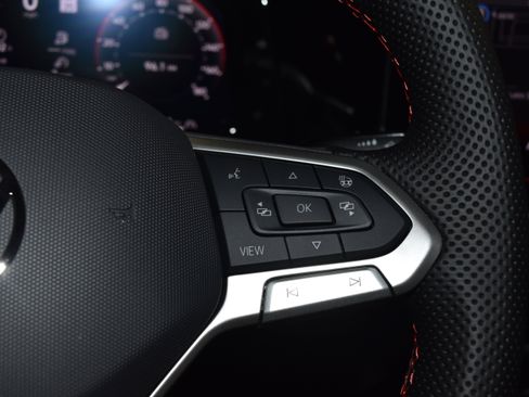 New 2026 Volkswagen GTI SE FWD image 7