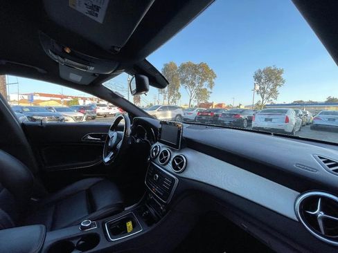Used 2016 Mercedes-Benz CLA 250 image 12