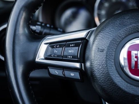 Used 2017 FIAT 124 Spider Lusso image 75