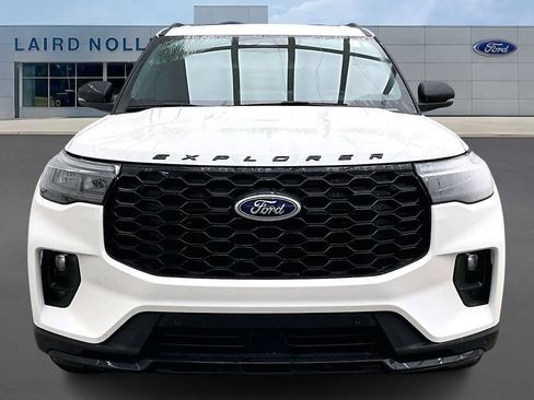 New 2026 Ford Explorer ST-Line image 15