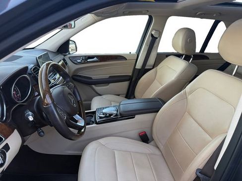 Used 2016 Mercedes-Benz GLE 400 4MATIC image 9