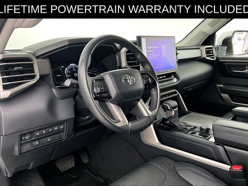 Used 2023 Toyota Sequoia SR5 w/ SR5 Premium Package AWD/4WD image 16