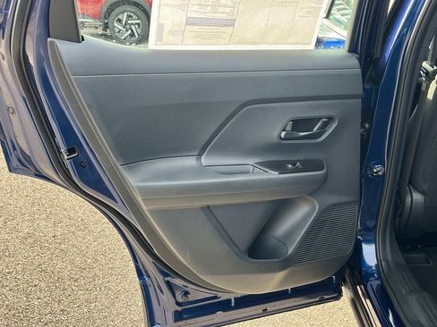 New 2026 Nissan Kicks S image 19