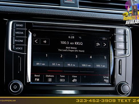 Used 2016 Volkswagen Jetta Sport FWD image 29