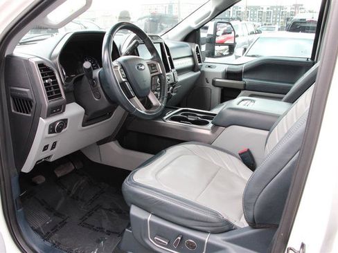 Used 2022 Ford F350 Limited AWD/4WD image 19