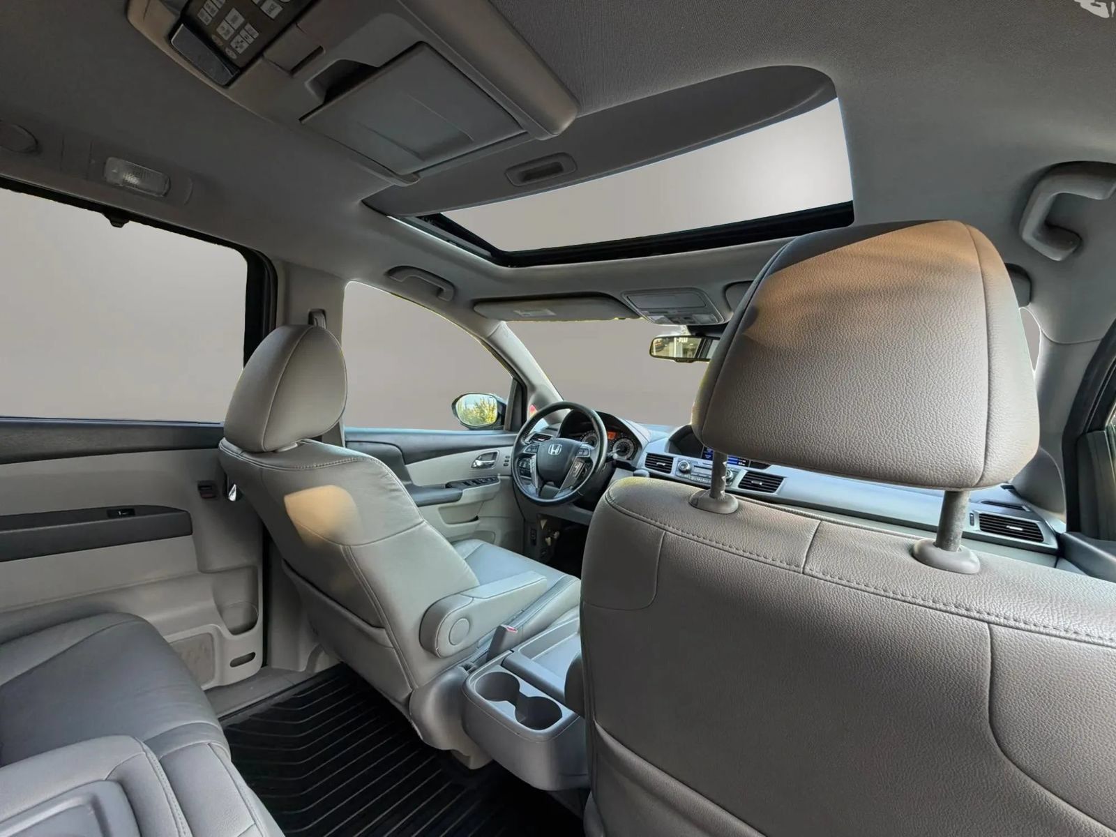 Used 2016 Honda Odyssey Touring image 34