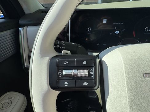 Used 2024 Hyundai Santa Fe Calligraphy image 29