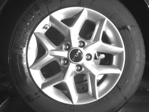 Used 2025 Kia Soul LX w/ LX Technology Package FWD image 16
