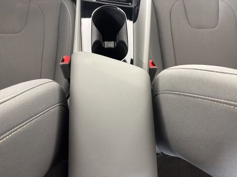 Used 2023 Hyundai Elantra SEL w/ Convenience Package image 24