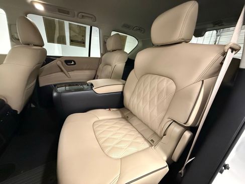 Used 2024 Nissan Armada Platinum w/ Captain's Chairs Package RWD image 24