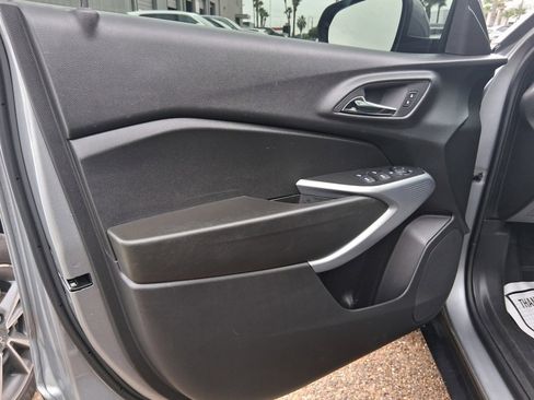 Used 2024 Chevrolet Trax LS w/ LS Convenience Package image 10