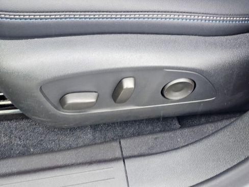 New 2026 Chevrolet Equinox EV LT FWD image 22