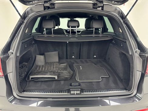 Used 2021 Mercedes-Benz GLC 300 image 37