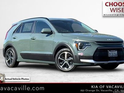 Used 2023 Kia Niro EX