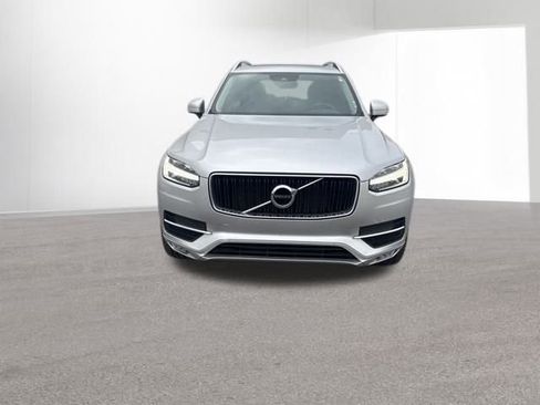Used 2019 Volvo XC90 T5 Momentum w/ Multimedia Package image 18