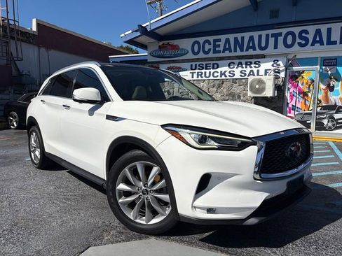 Used 2019 INFINITI QX50 Essential w/ Premium Heat Package image 1