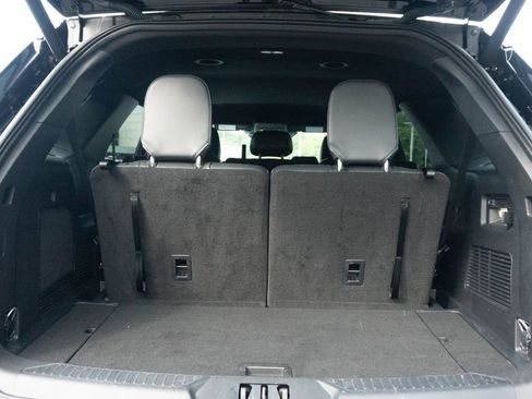 Used 2025 Ford Explorer ST-Line RWD image 16