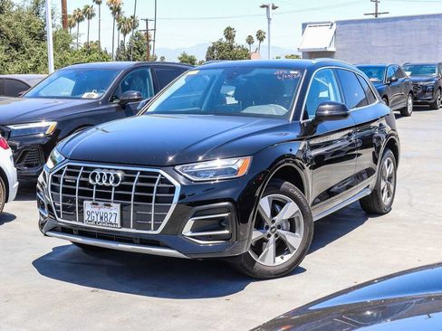 Used 2023 Audi Q5 2.0T Premium w/ Convenience Package AWD/4WD image 1