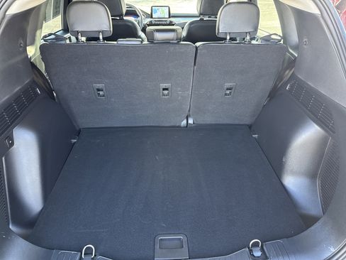 Certified 2022 Ford Escape Titanium image 18