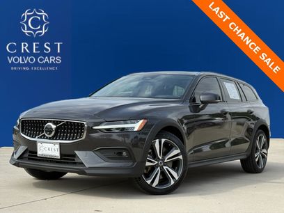 Certified 2025 Volvo V60 B5 Cross Country Plus