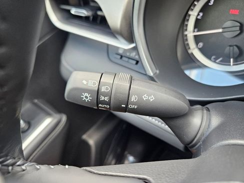 Certified 2024 Toyota Highlander XLE image 22