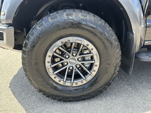 Used 2018 Ford F150 Raptor w/ Equipment Group 802A Luxury AWD/4WD image 20
