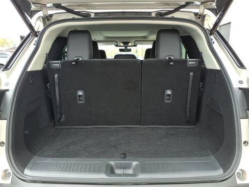 Used 2025 INFINITI QX60 Luxe w/ Vision Package image 5