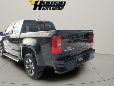 Used 2021 Chevrolet Colorado Z71 AWD/4WD image 3