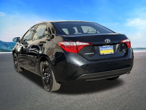 Used 2016 Toyota Corolla image 8