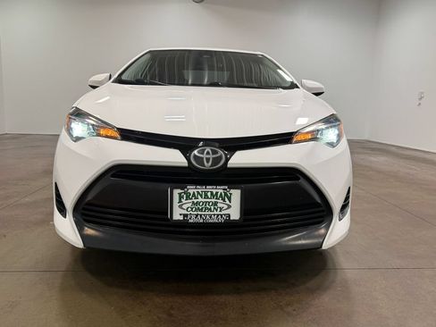 Used 2017 Toyota Corolla L FWD image 40