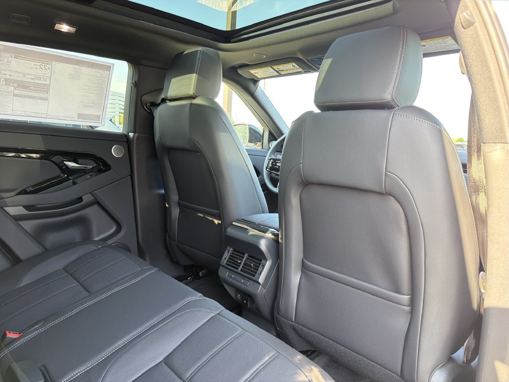 New 2026 Land Rover Range Rover Evoque Hoxton AWD/4WD image 15