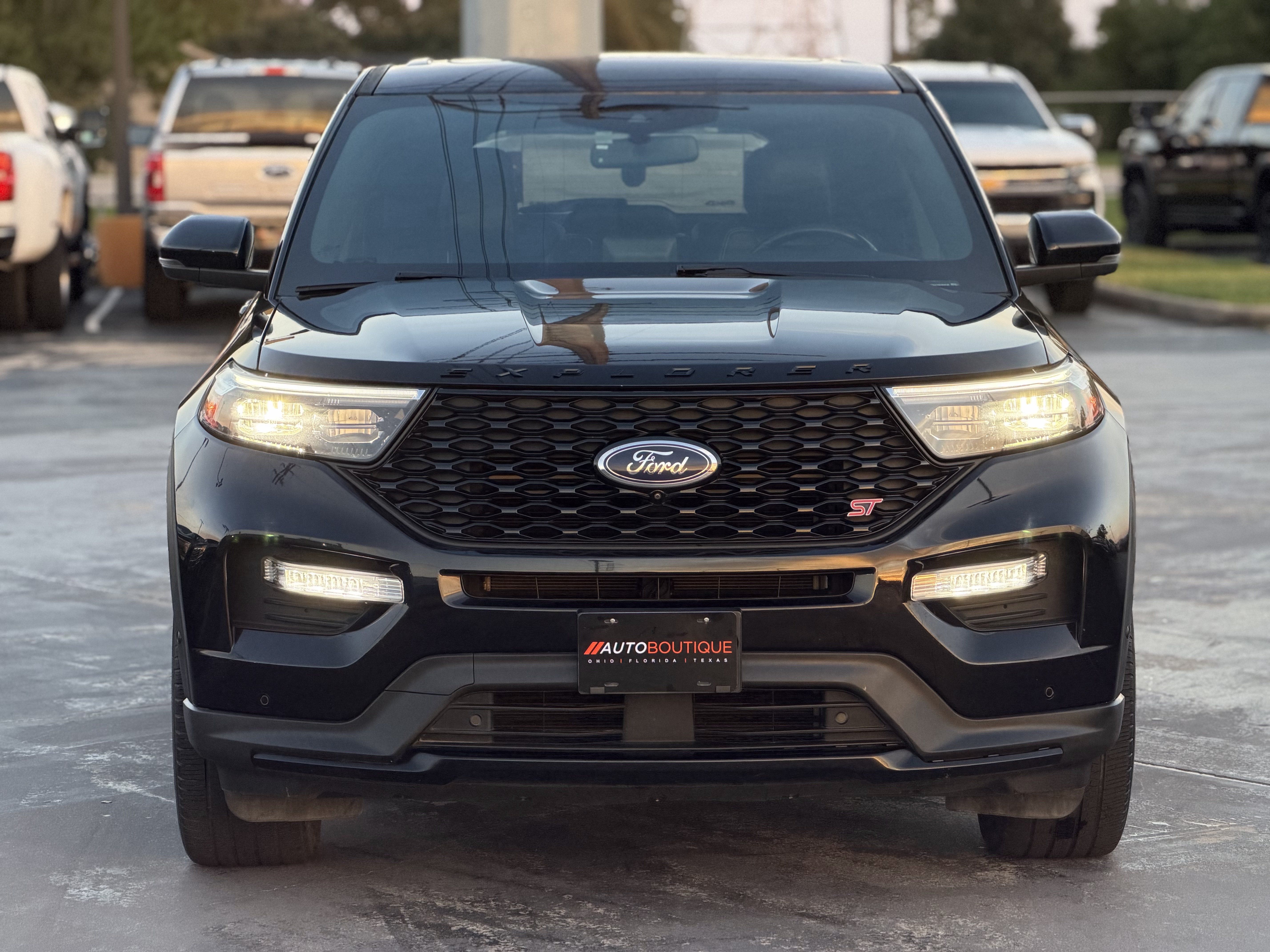Used 2021 Ford Explorer ST w/ ST Street Pack AWD/4WD image 7