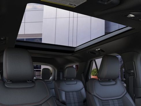 Used 2026 Ford Explorer ST-Line w/ ST-Line Street Pack AWD/4WD image 22