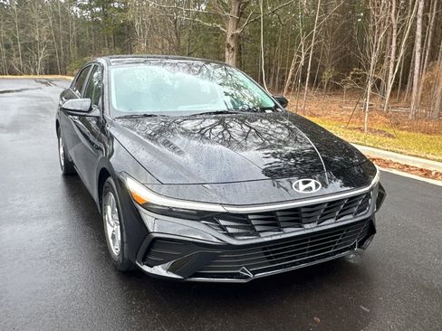 New 2026 Hyundai Elantra SE image 7