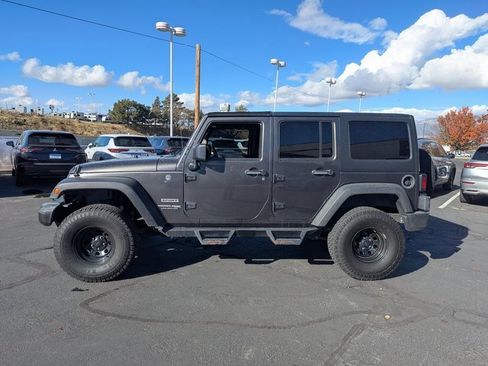 Used 2018 Jeep Wrangler Unlimited Sport w/ Connectivity Group image 6