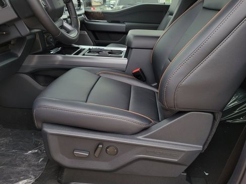 New 2025 Ford F350 Lariat w/ Lariat Ultimate Package image 9