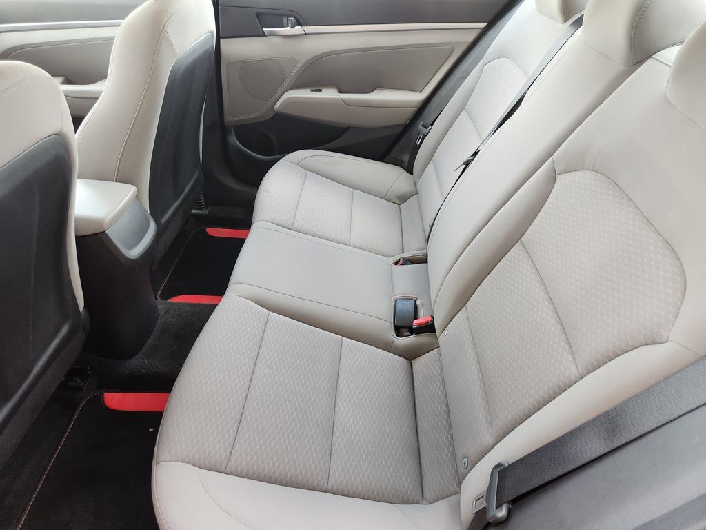 Used 2020 Hyundai Elantra SEL FWD image 32