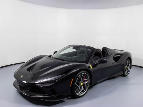 Certified 2022 Ferrari F8 Tributo image 10