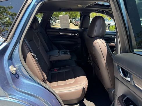 Used 2024 MAZDA CX-5 Signature AWD/4WD image 17