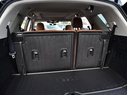 New 2025 Nissan Pathfinder Platinum image 31