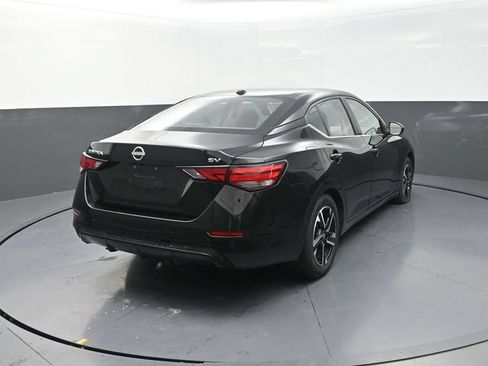 Used 2024 Nissan Sentra SV FWD image 8