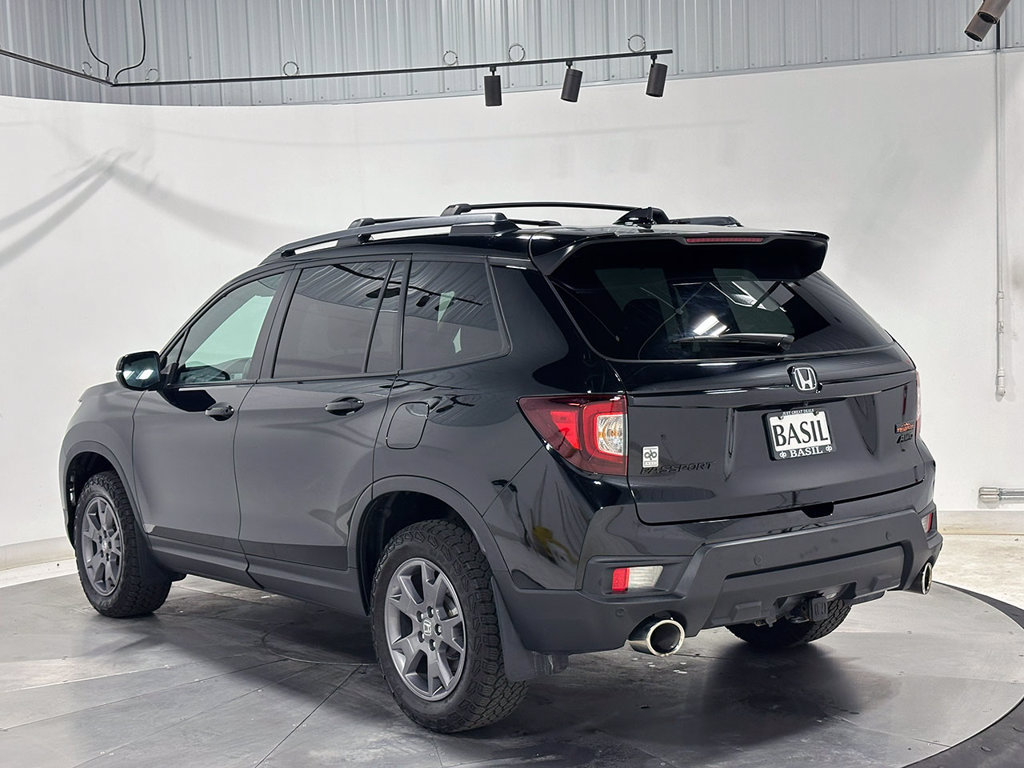 Used 2024 Honda Passport TrailSport image 13