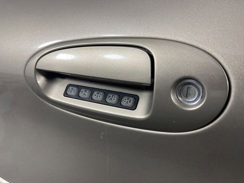 Used 2006 Ford Taurus SEL image 21