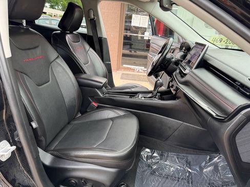 Used 2022 Jeep Compass Trailhawk w/ Trailhawk Elite Group AWD/4WD image 20