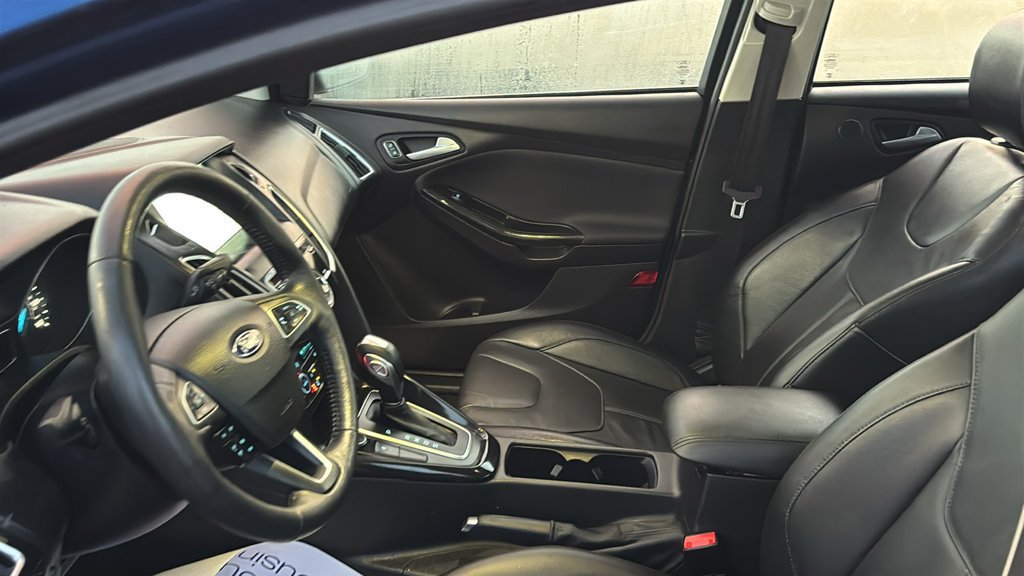 Used 2018 Ford Focus Titanium FWD image 23
