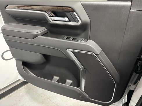 New 2025 GMC Sierra 2500 SLE w/ Preferred Package image 10